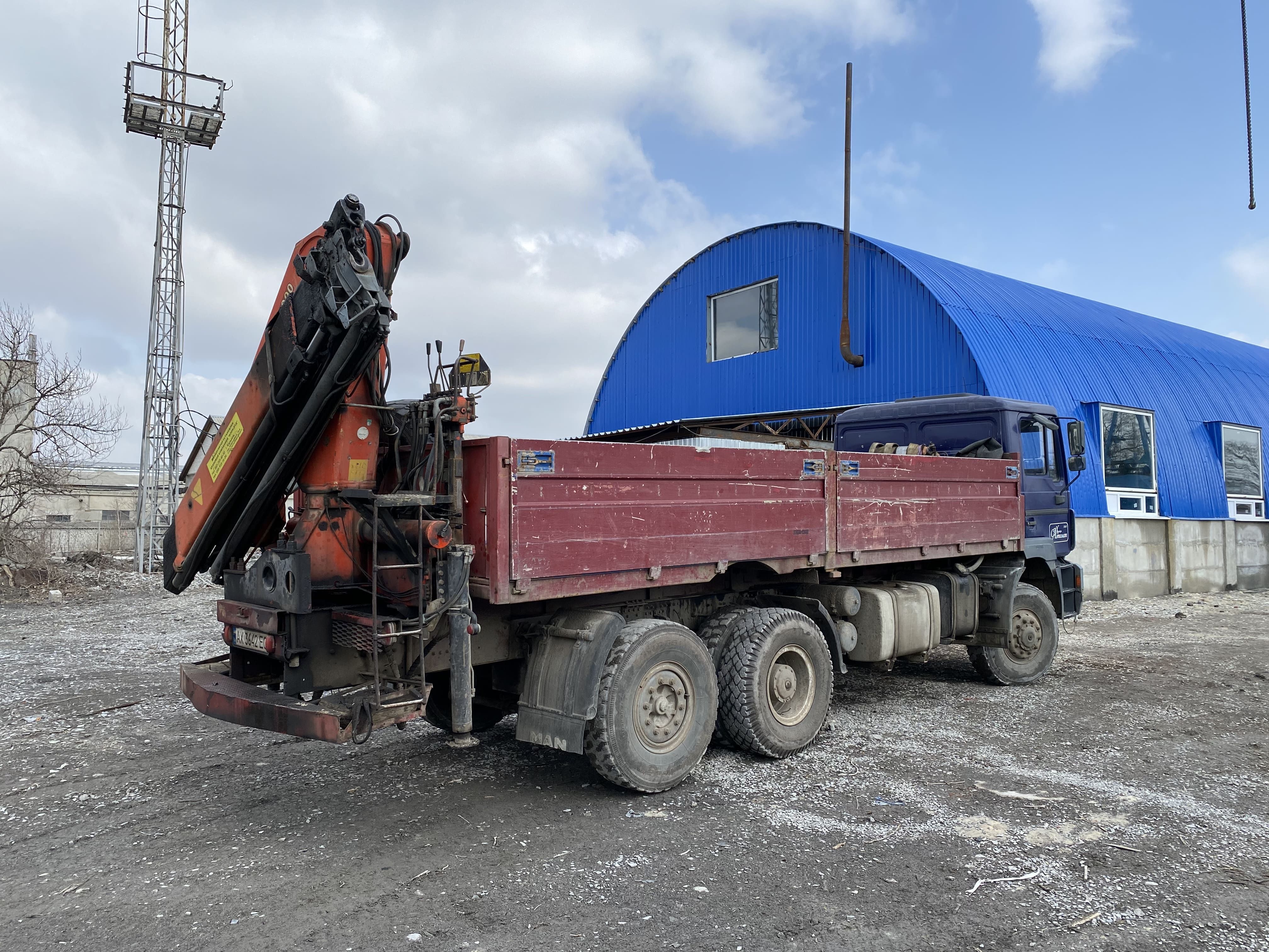 Спеціальна техніка для будь-яких завдань Оренда MAN Palfinger PK-16000 за доступною ціною від САХАВТОМАТ Харків, Україна